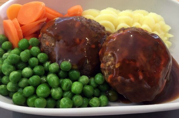Beef Rissoles with Gravy - Large 3